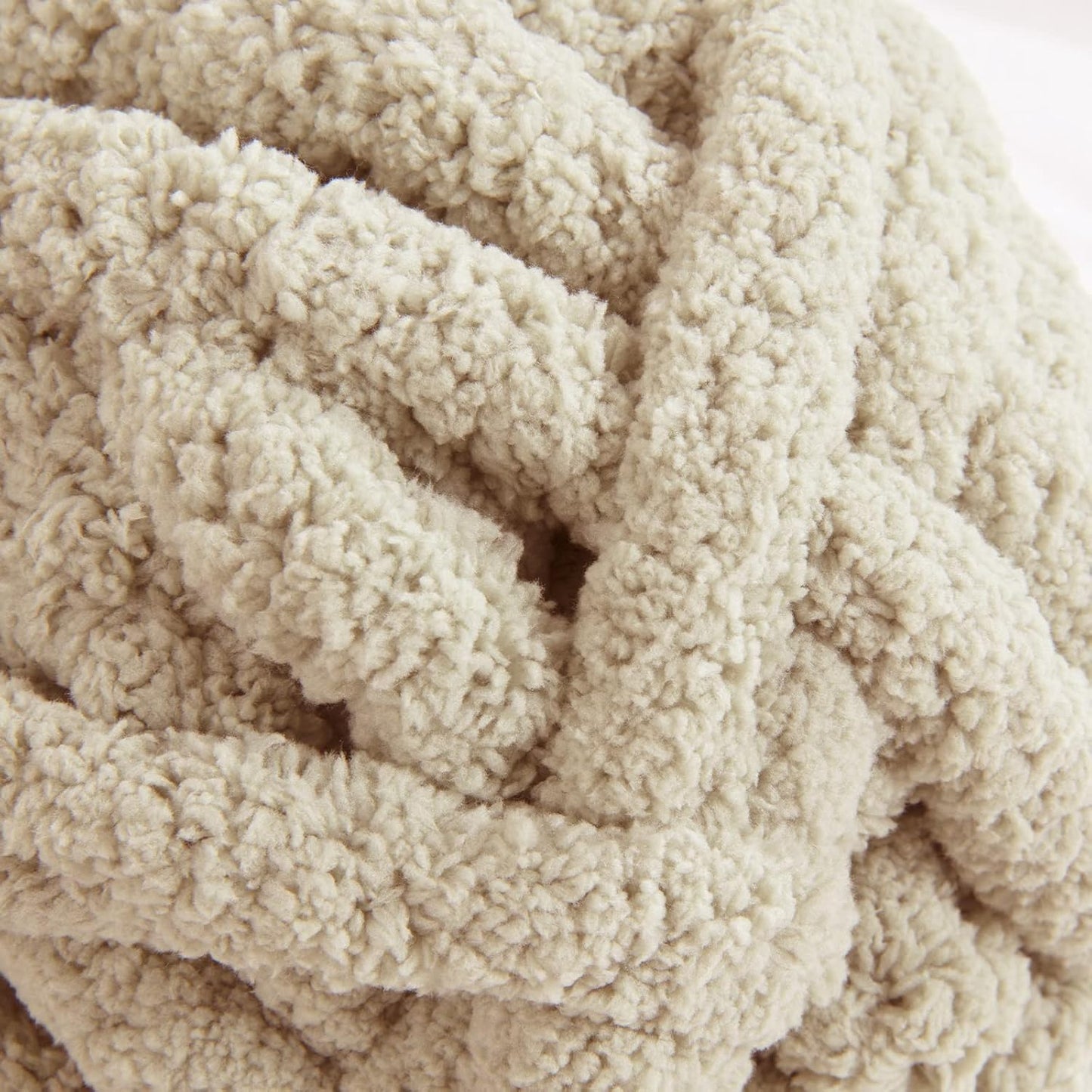 Handmade Chunky Knit Blanket – Super Soft Cozy Throw – Large Bulky Yarn Blanket for Couch, Bed, or Gift